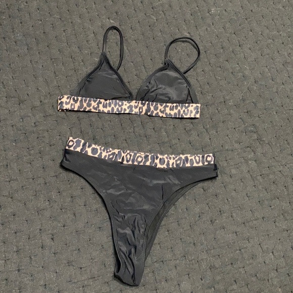 SHEIN Bikini - Picture 1 of 2